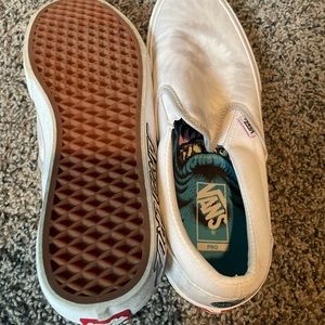 Van’s Santa Cruz tie dye Slip Ons